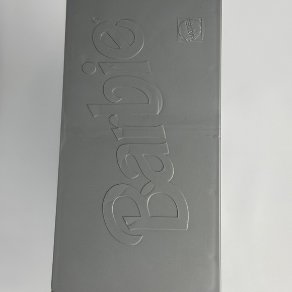 African American Millennium Princess Barbie “Happy New Year 2000” Mattel 23995 - Picture 4 of 4